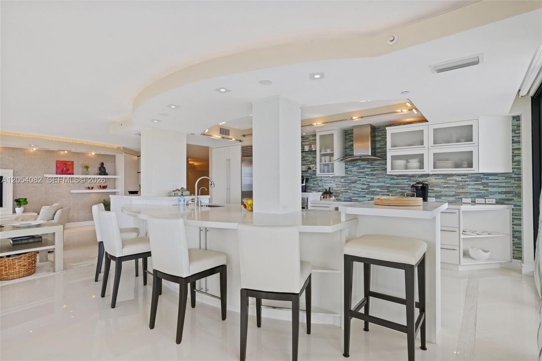 En Venta: $3,000,000 (3 camas, 3 baños, 2606 Pies cuadrados)