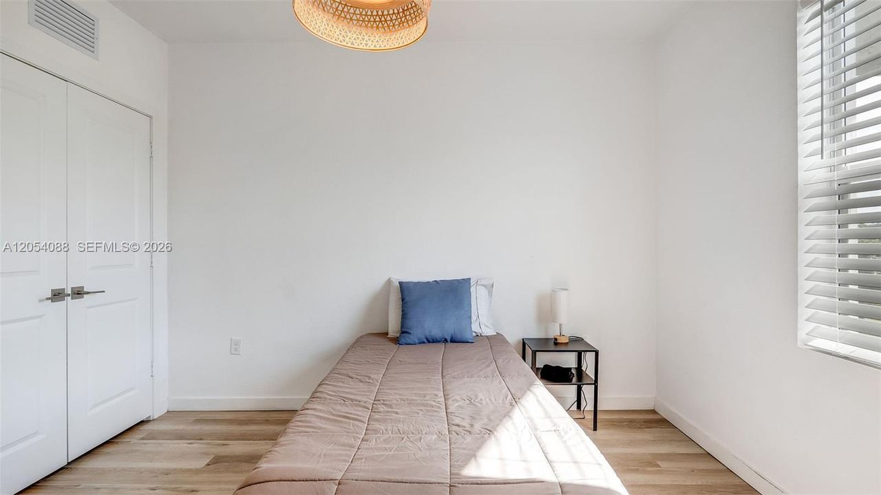 For Sale: $360,000 (3 beds, 2 baths, 1488 Square Feet)