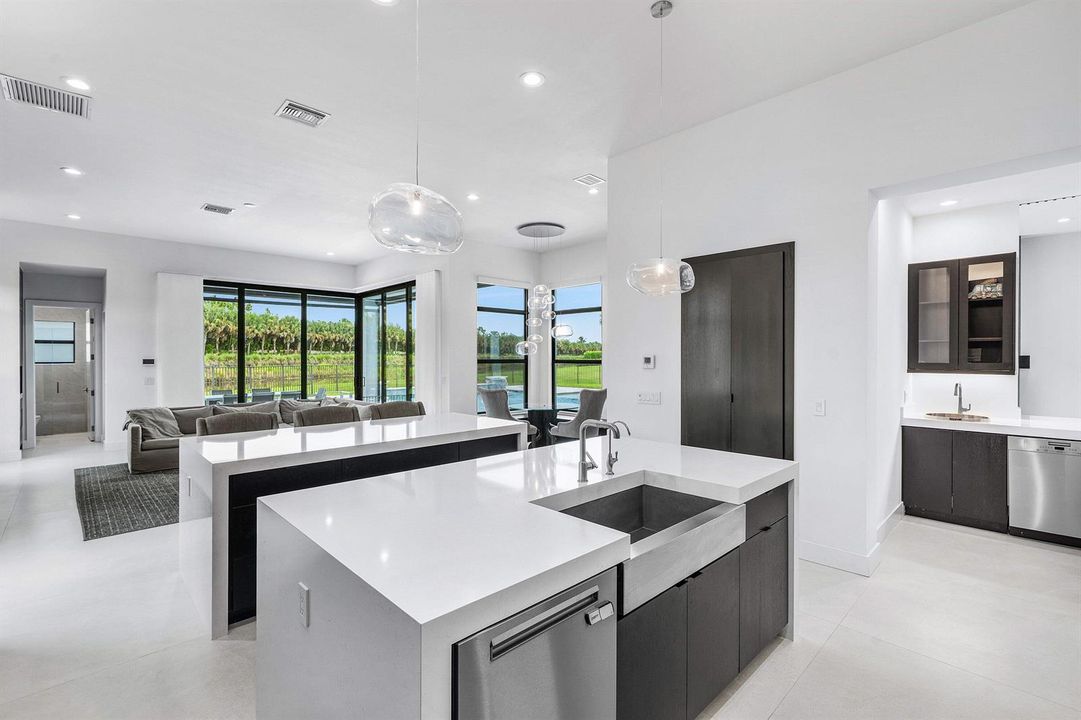 015-9611ChiantiClassicoTerrace-BocaRaton