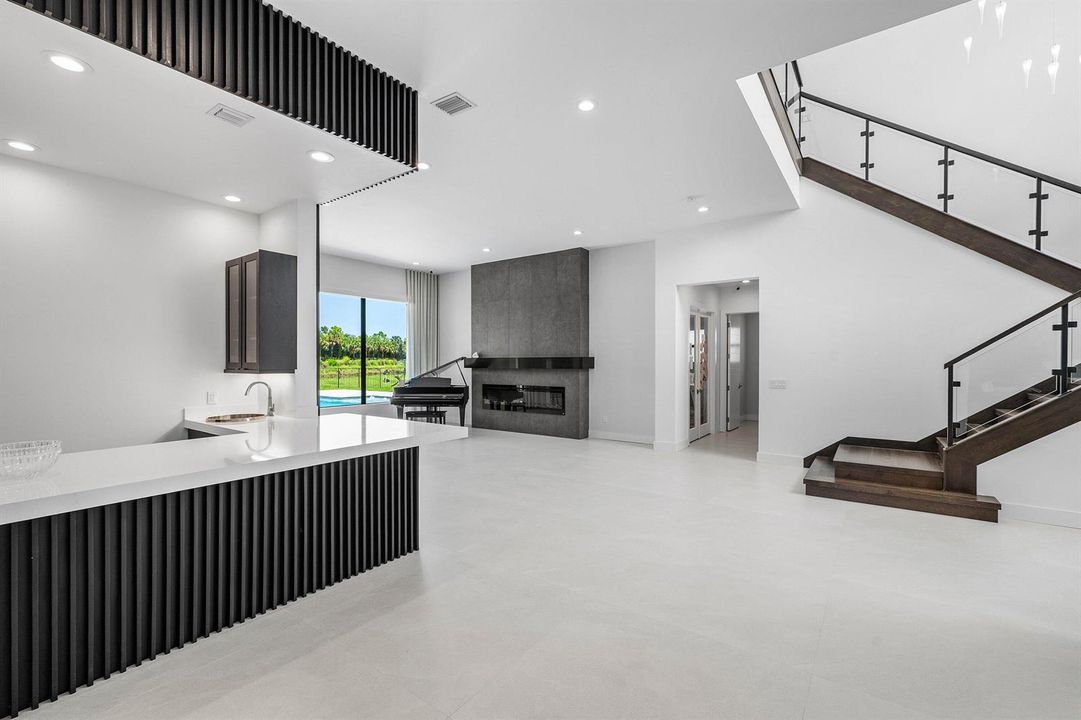 009-9611ChiantiClassicoTerrace-BocaRaton