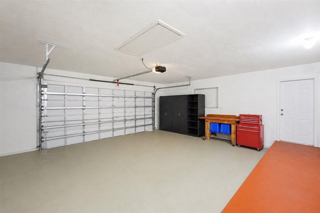 25-Garage