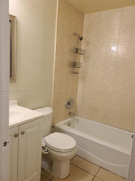 En Renta: $1,900 (2 camas, 1 baños, 1000 Pies cuadrados)