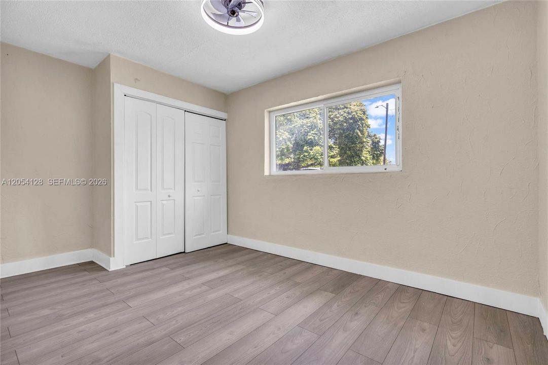 En Venta: $459,900 (3 camas, 2 baños, 1116 Pies cuadrados)