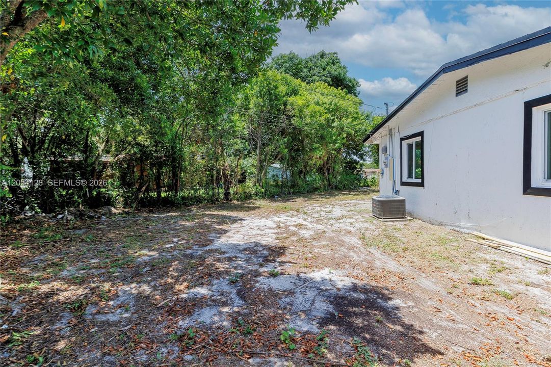 En Venta: $459,900 (3 camas, 2 baños, 1116 Pies cuadrados)