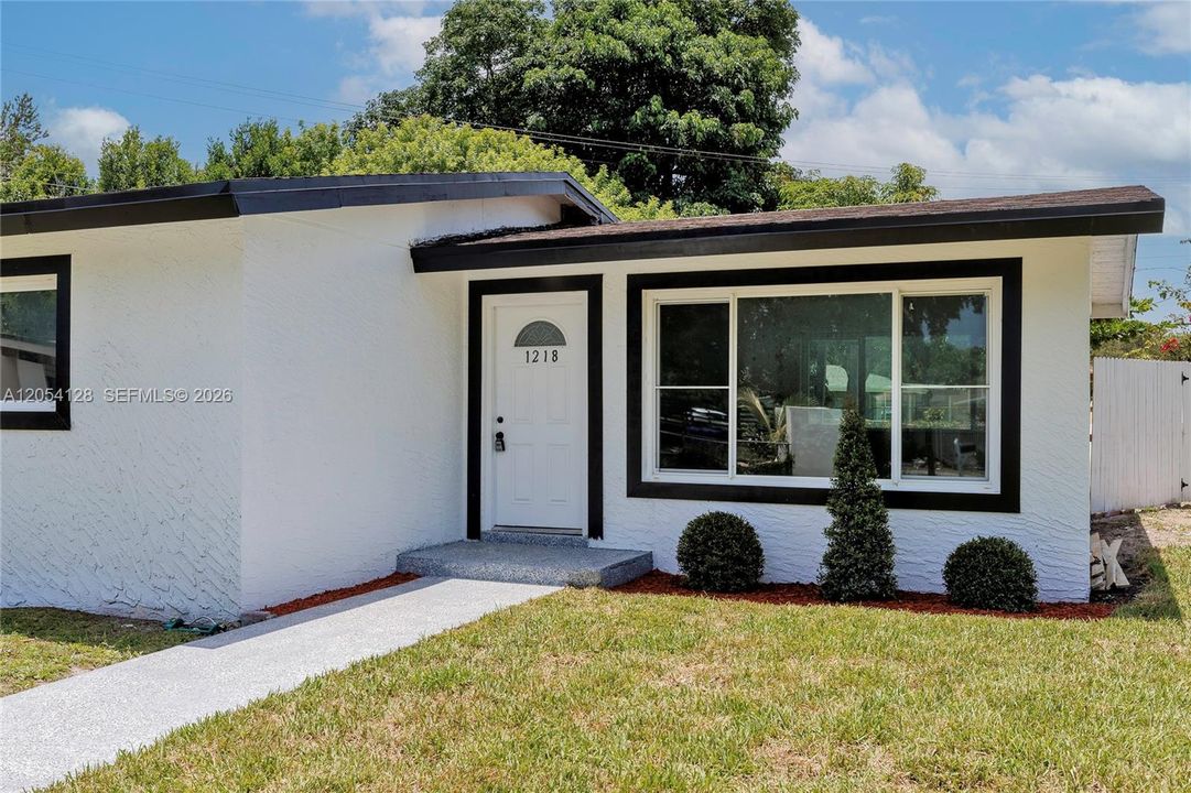 En Venta: $459,900 (3 camas, 2 baños, 1116 Pies cuadrados)