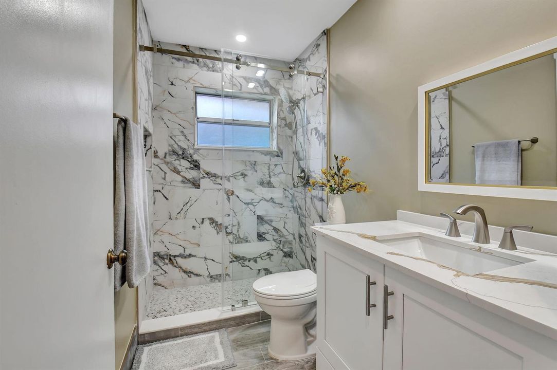 2nd Bathroom