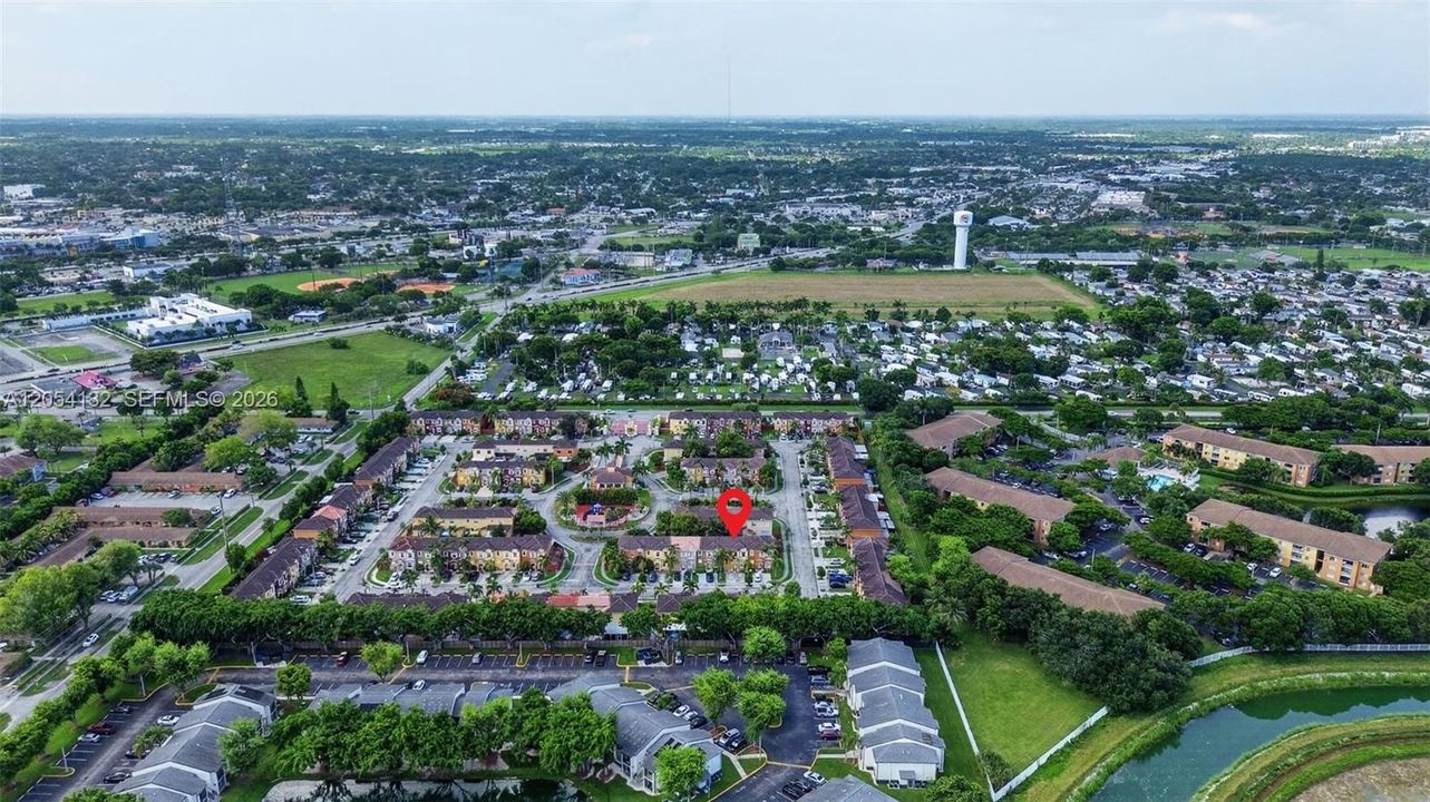 На продажу: $345,000 (3 спален, 3 ванн, 1378 Квадратных фут)