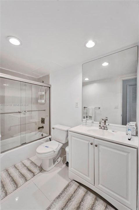 Main bathroom