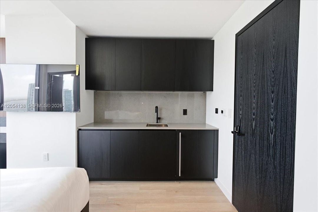 В аренду: $2,800 (2 спален, 2 ванн, 337 Квадратных фут)