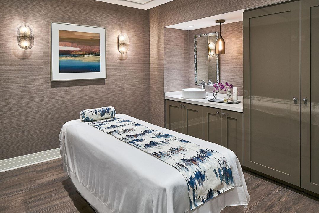 015_Treatment Room