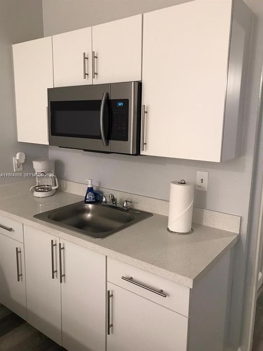 В аренду: $1,200 (1 спален, 1 ванн, 320 Квадратных фут)