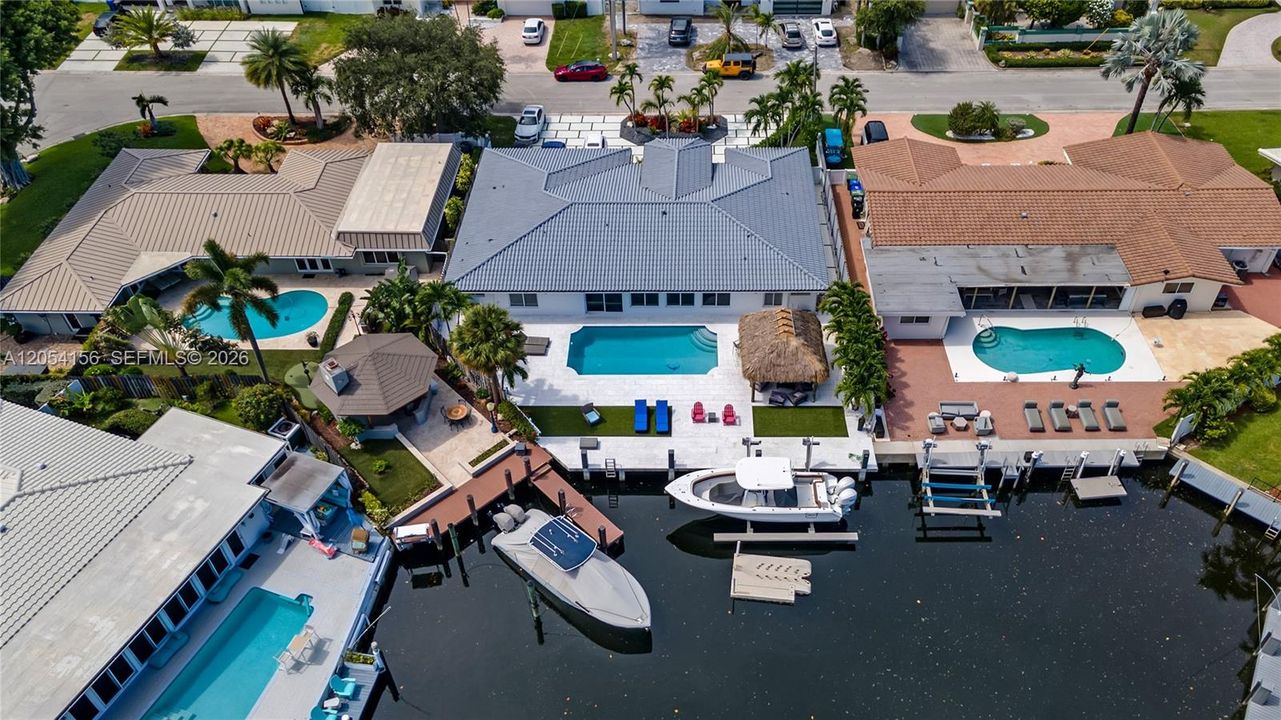 En Venta: $2,400,000 (3 camas, 3 baños, 2825 Pies cuadrados)