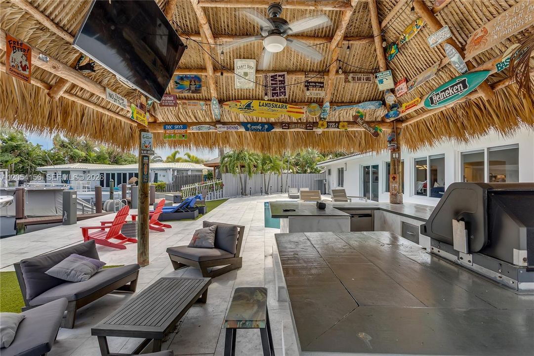 En Venta: $2,400,000 (3 camas, 3 baños, 2825 Pies cuadrados)
