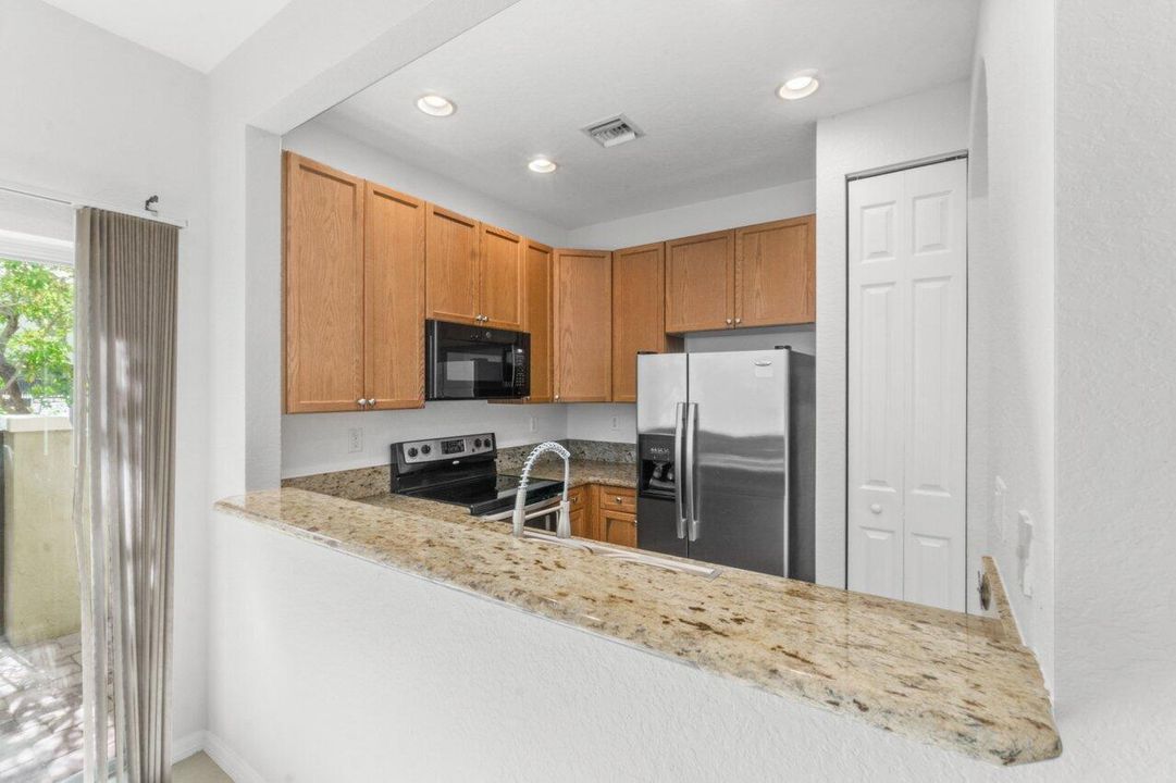 012-406LakeMontereyCircle-BoyntonBeach-F