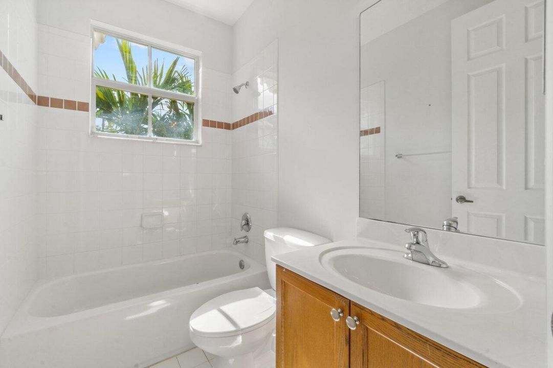 017-406LakeMontereyCircle-BoyntonBeach-F
