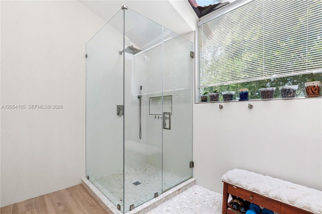 En Venta: $875,000 (3 camas, 2 baños, 2047 Pies cuadrados)