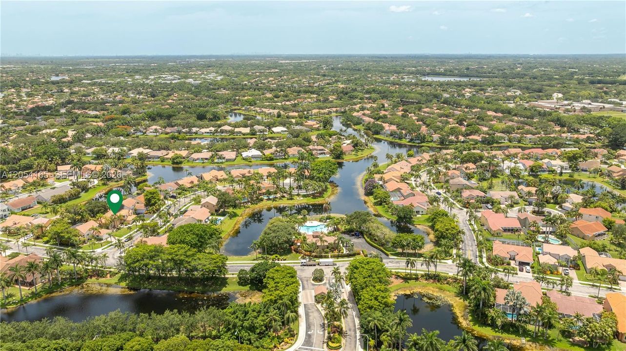 En Venta: $875,000 (3 camas, 2 baños, 2047 Pies cuadrados)