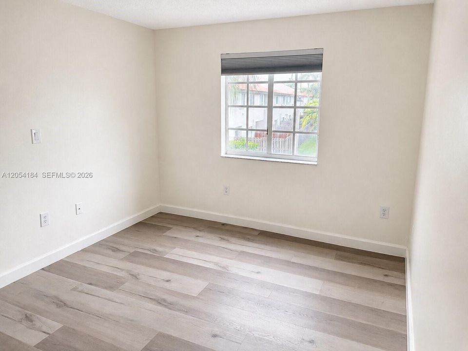 En Venta: $595,000 (3 camas, 2 baños, 1571 Pies cuadrados)