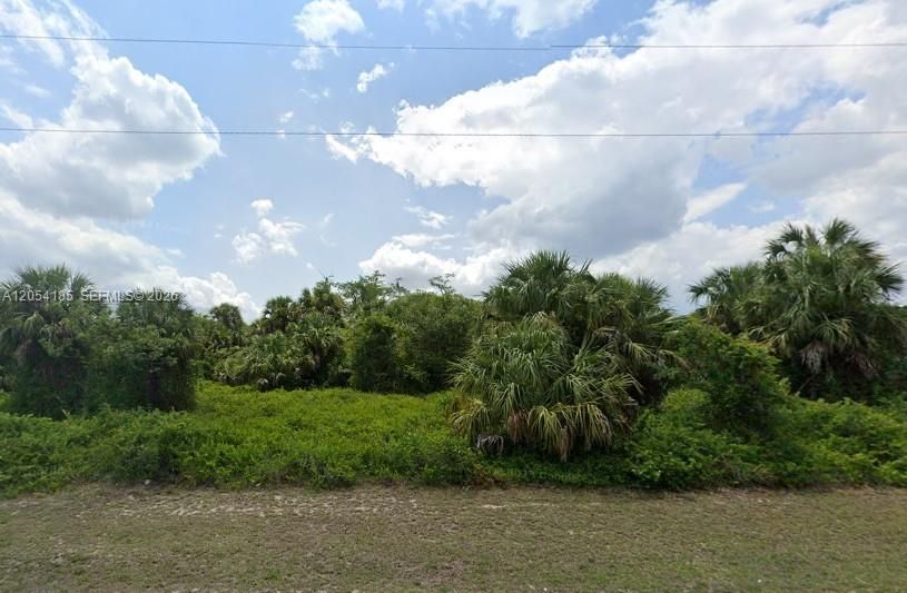 En Venta: $27,000 (0.23 acres)