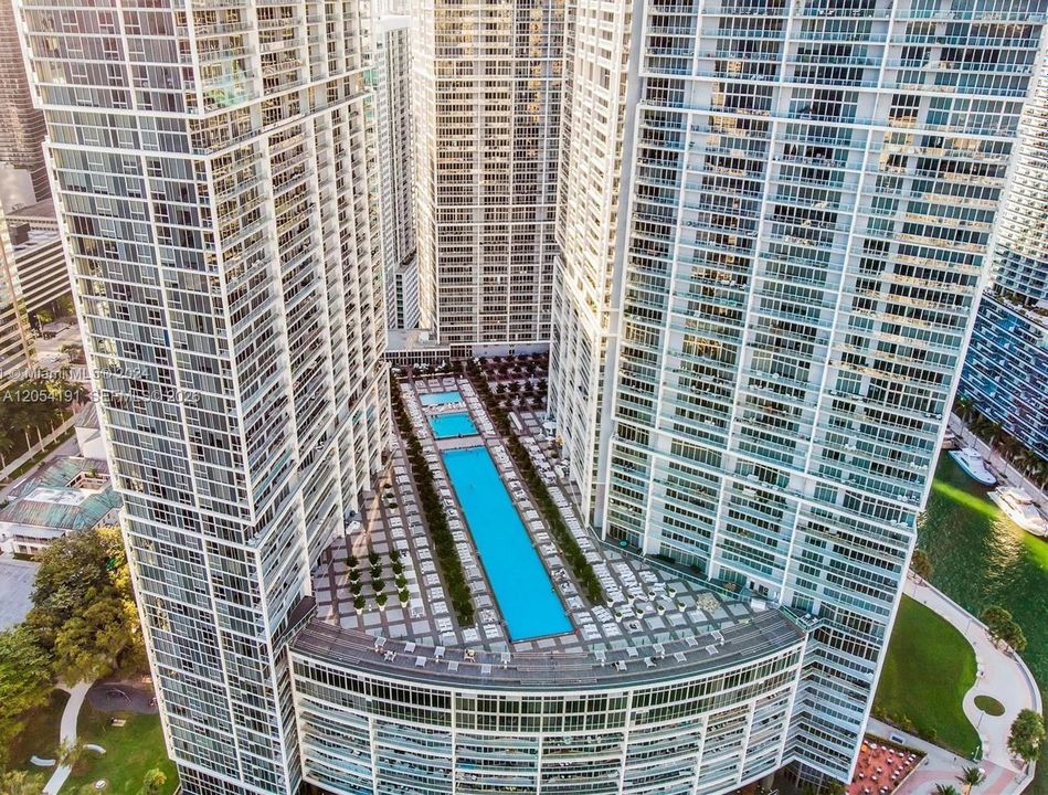 待售: $690,000 (1 贝兹, 1 浴室, 732 平方英尺)