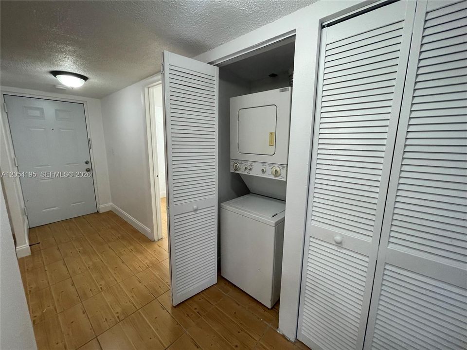 En Renta: $1,700 (1 camas, 1 baños, 775 Pies cuadrados)