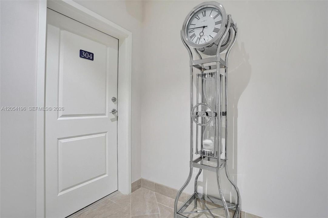 В аренду: $3,500 (2 спален, 2 ванн, 1331 Квадратных фут)