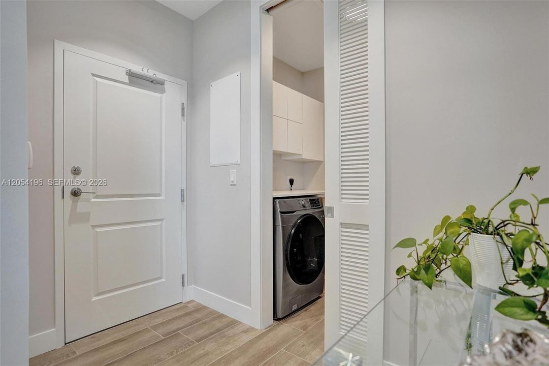 В аренду: $3,500 (2 спален, 2 ванн, 1331 Квадратных фут)