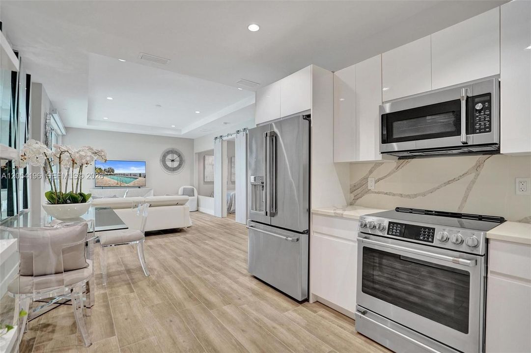 В аренду: $3,500 (2 спален, 2 ванн, 1331 Квадратных фут)