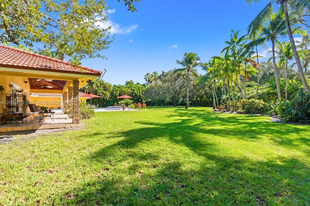 En Venta: $3,495,000 (5 camas, 4 baños, 4166 Pies cuadrados)