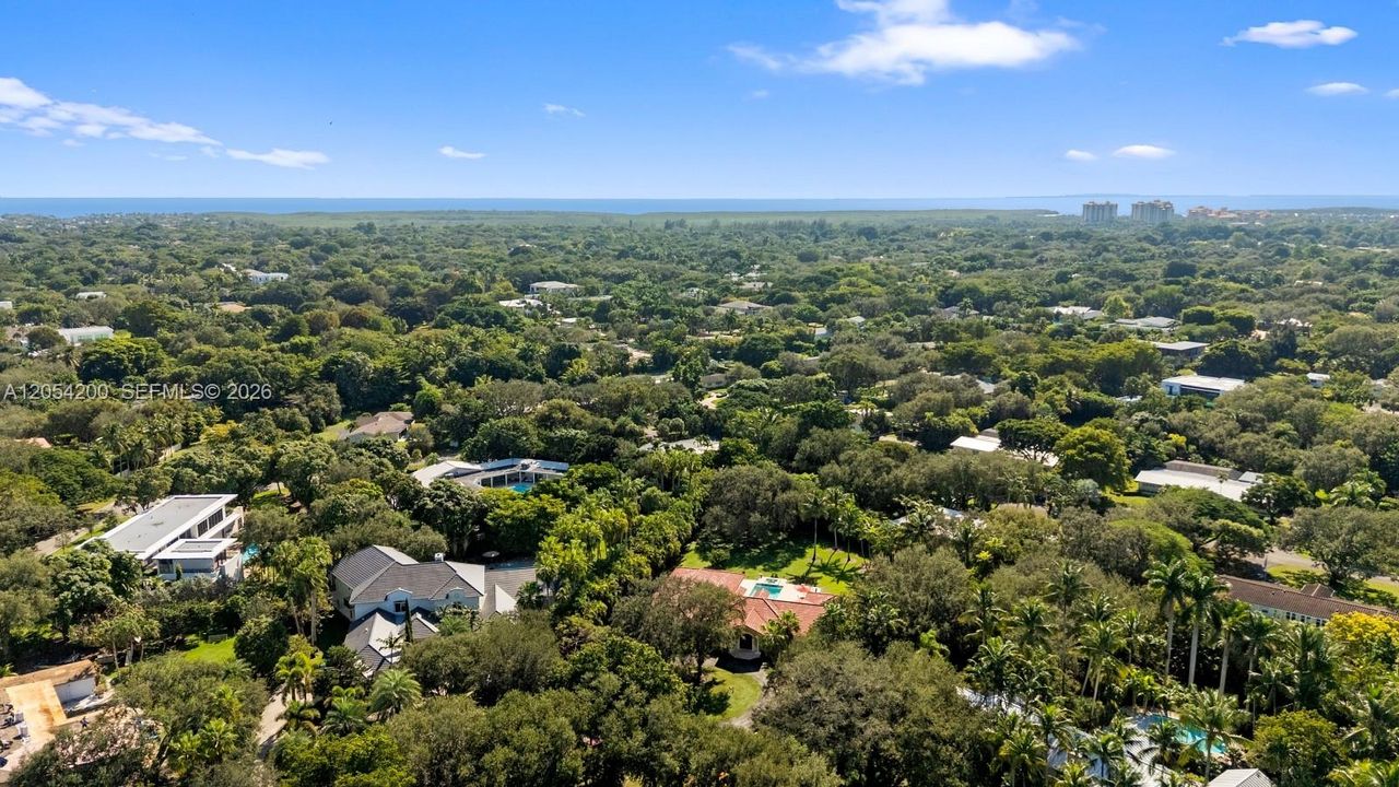 En Venta: $3,495,000 (5 camas, 4 baños, 4166 Pies cuadrados)