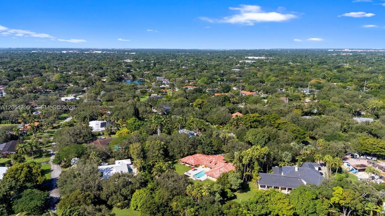 En Venta: $3,495,000 (5 camas, 4 baños, 4166 Pies cuadrados)