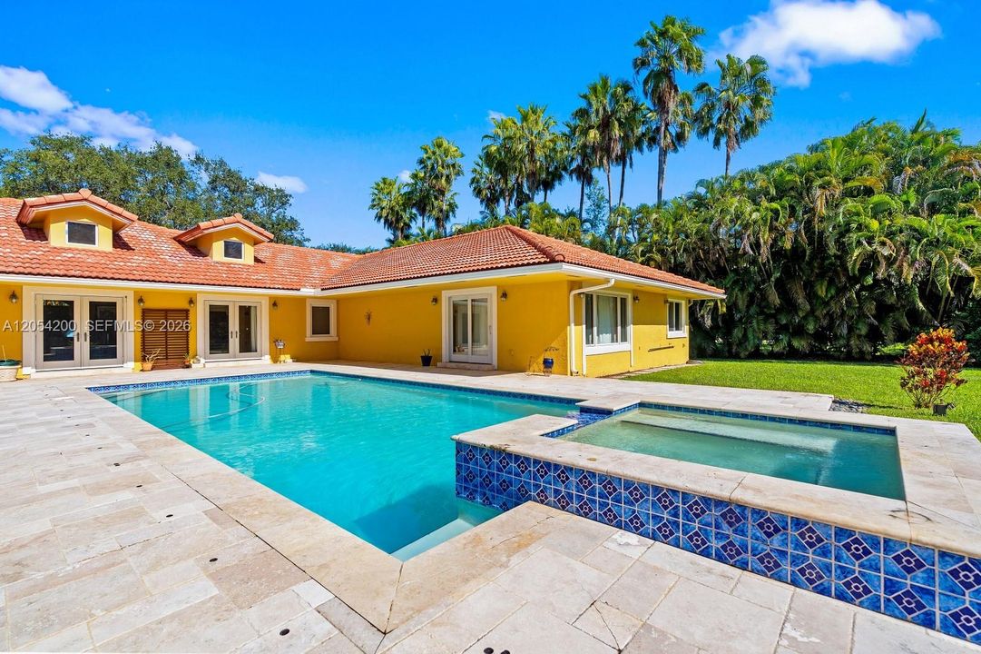En Venta: $3,495,000 (5 camas, 4 baños, 4166 Pies cuadrados)