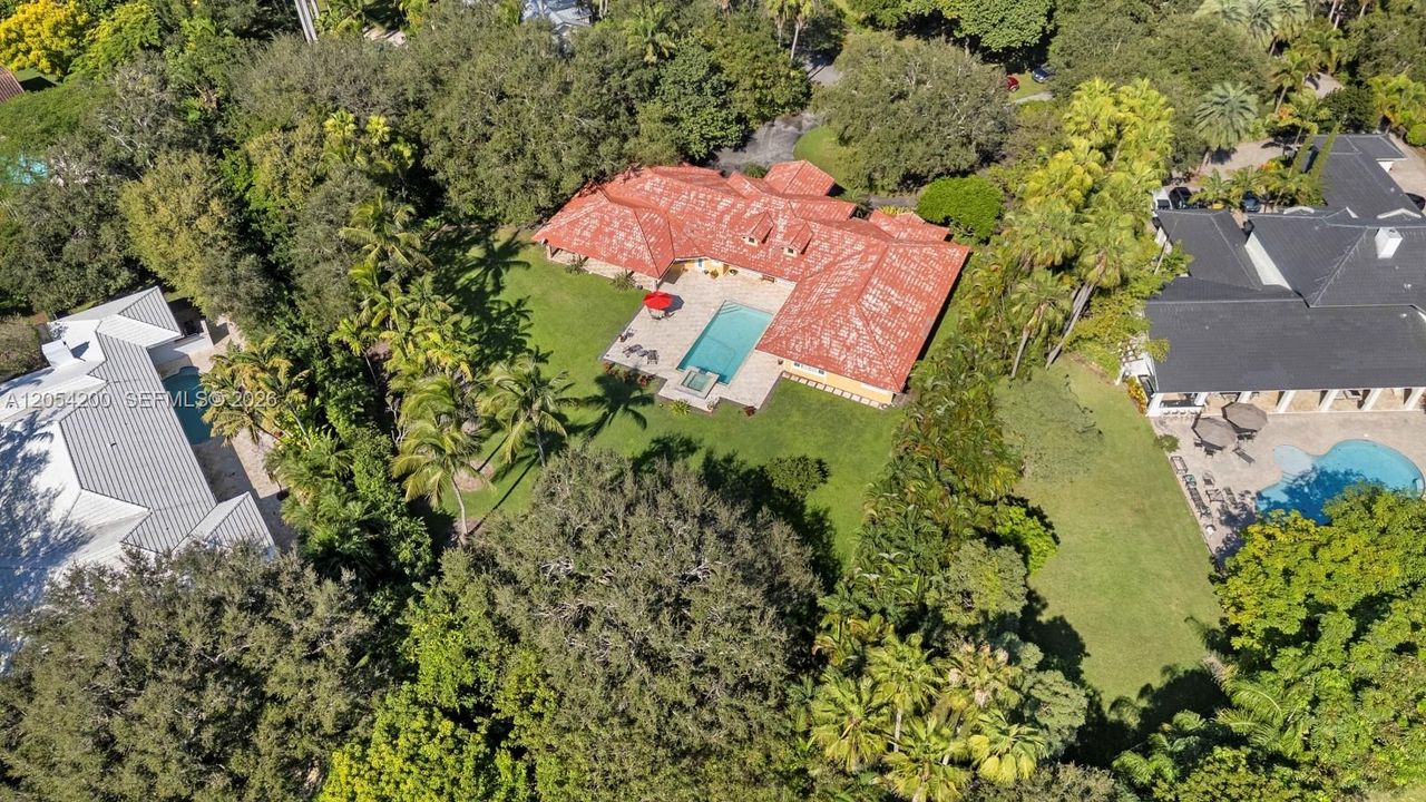 En Venta: $3,495,000 (5 camas, 4 baños, 4166 Pies cuadrados)