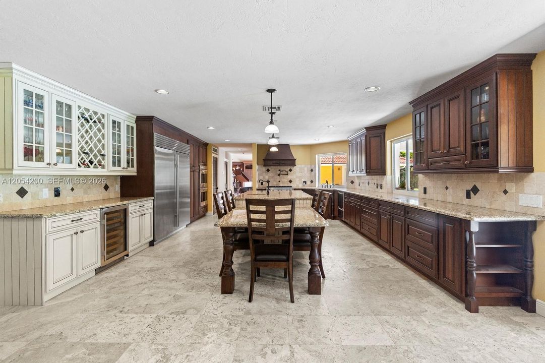 En Venta: $3,495,000 (5 camas, 4 baños, 4166 Pies cuadrados)