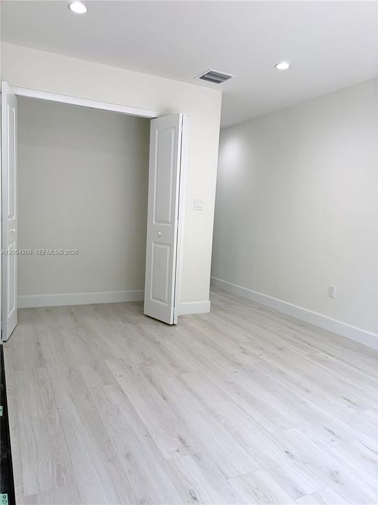 For Rent: $2,800 (2 beds, 2 baths, 815 Square Feet)
