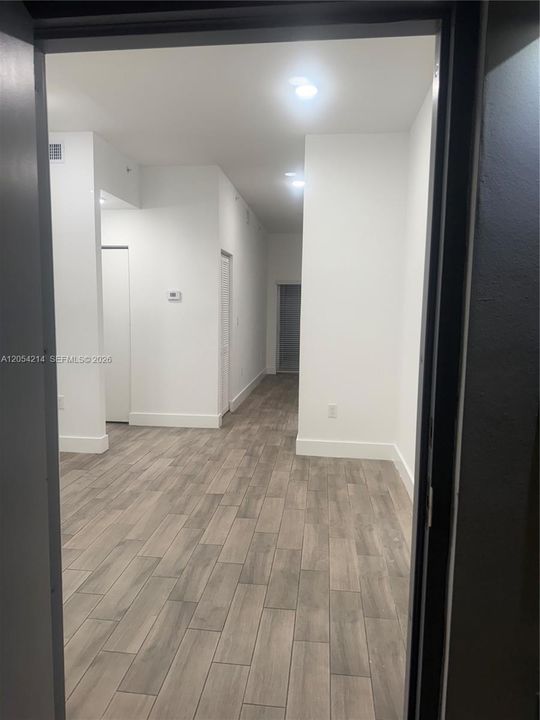 В аренду: $2,500 (2 спален, 2 ванн, 865 Квадратных фут)