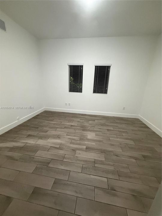 В аренду: $2,500 (2 спален, 2 ванн, 865 Квадратных фут)