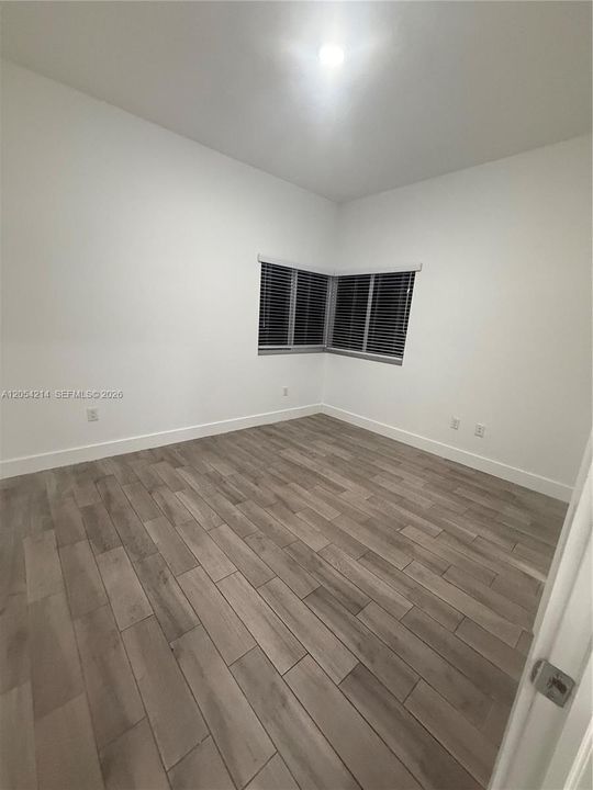 В аренду: $2,500 (2 спален, 2 ванн, 865 Квадратных фут)