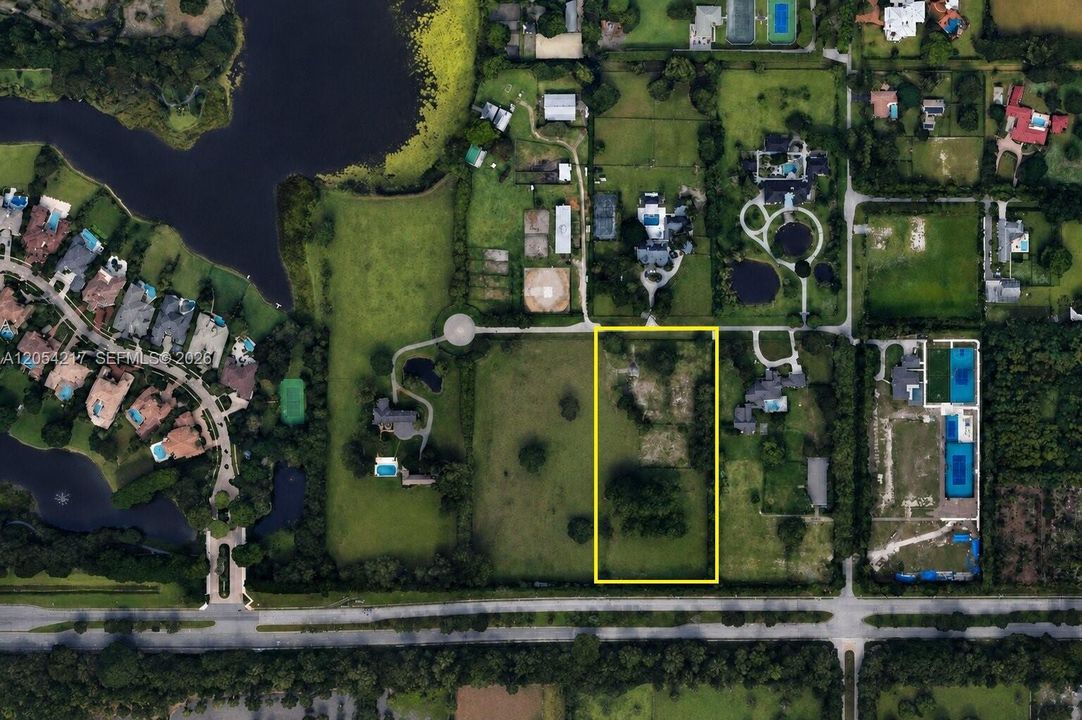 For Sale: $6,000,000 (5.00 acres)