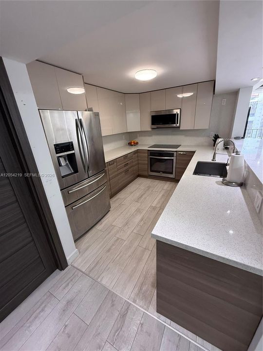 En Venta: $315,000 (2 camas, 2 baños, 1130 Pies cuadrados)