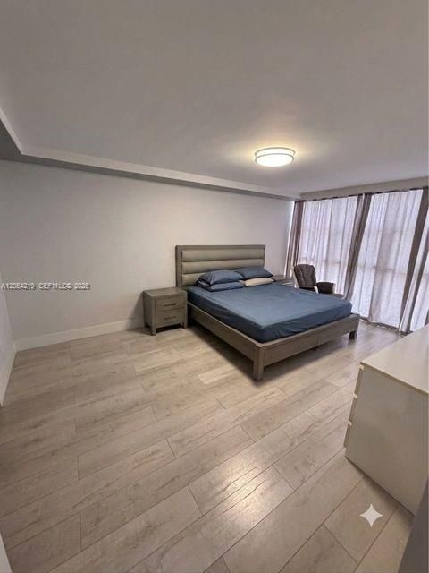 En Venta: $315,000 (2 camas, 2 baños, 1130 Pies cuadrados)