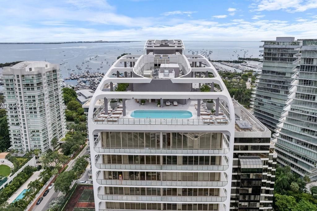 For Sale: $8,995,000 (4 beds, 4 baths, 3555 Square Feet)