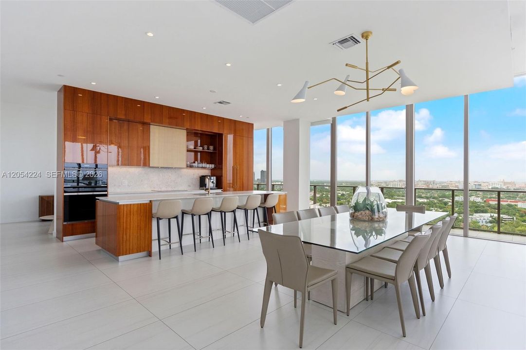 For Sale: $8,995,000 (4 beds, 4 baths, 3555 Square Feet)