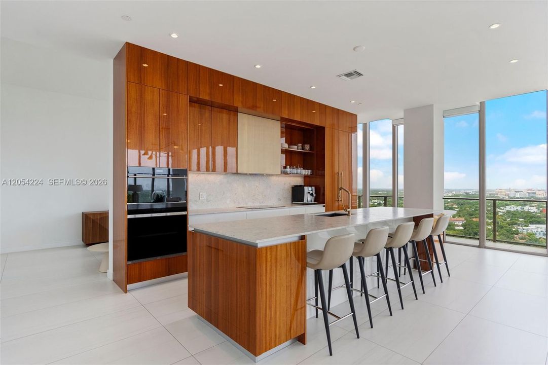 For Sale: $8,995,000 (4 beds, 4 baths, 3555 Square Feet)