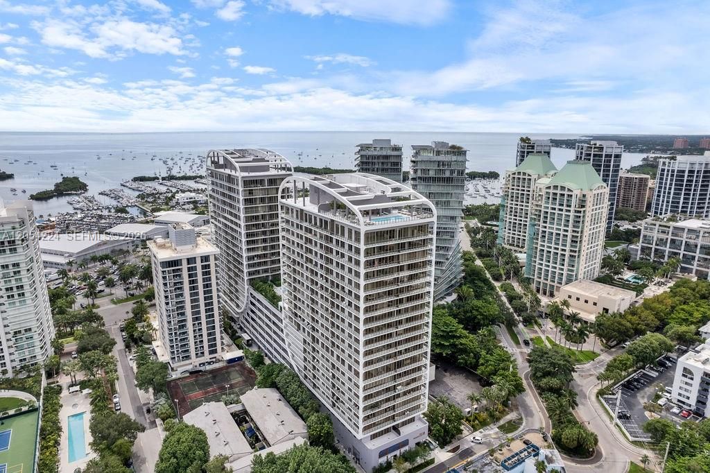 For Sale: $8,995,000 (4 beds, 4 baths, 3555 Square Feet)