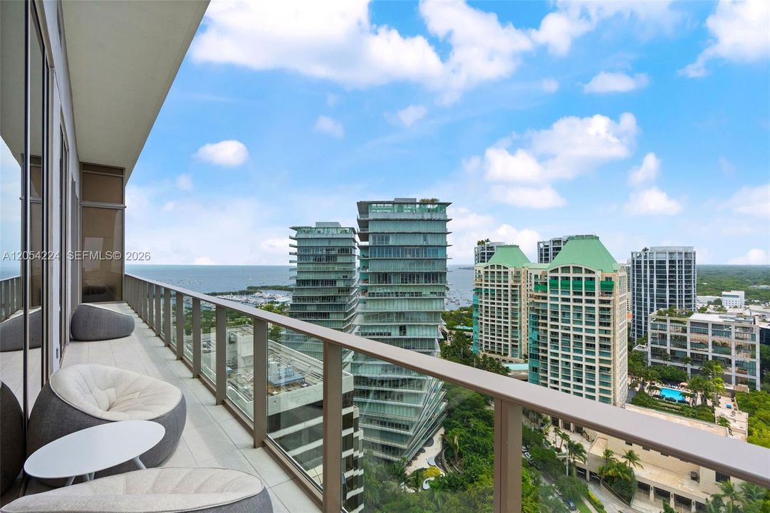 For Sale: $8,995,000 (4 beds, 4 baths, 3555 Square Feet)