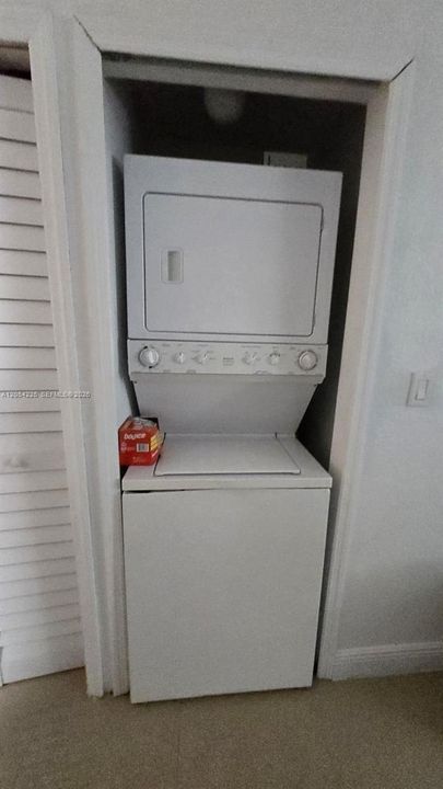 В аренду: $1,950 (3 спален, 2 ванн, 1060 Квадратных фут)
