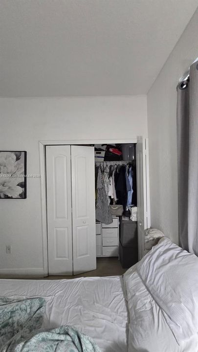 В аренду: $1,950 (3 спален, 2 ванн, 1060 Квадратных фут)