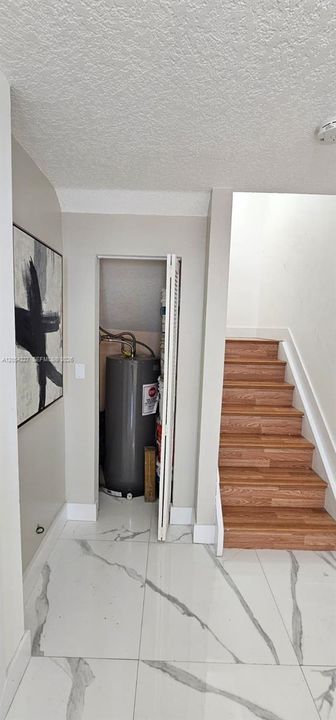 For Sale: $749,900 (3 beds, 2 baths, 1570 Square Feet)