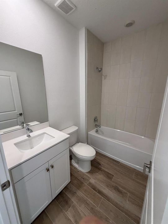 Lot 17 bathroom 2